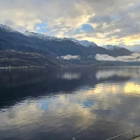 Hardanger Fjordblikk * Syreflot